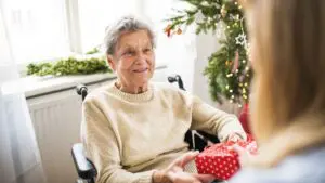 How to help seniors during the holiday season in new smyrna beach florida